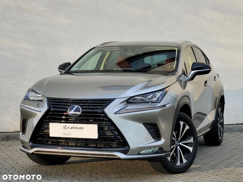 Lexus NX 300h F Impression AWD - 1