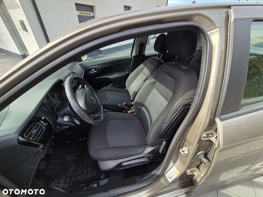 Peugeot 301 1.6 BlueHDi Active - 12