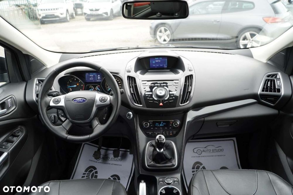 Ford Kuga 2.0 TDCi 2x4 ST-Line - 5