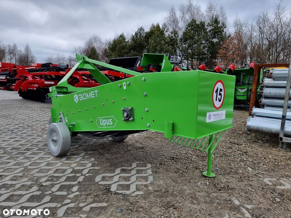 Kopaczka do ziemniaków elewatorowa jednorzędowa Taśmowa Przenośnikowa UPUS BOMET - 3