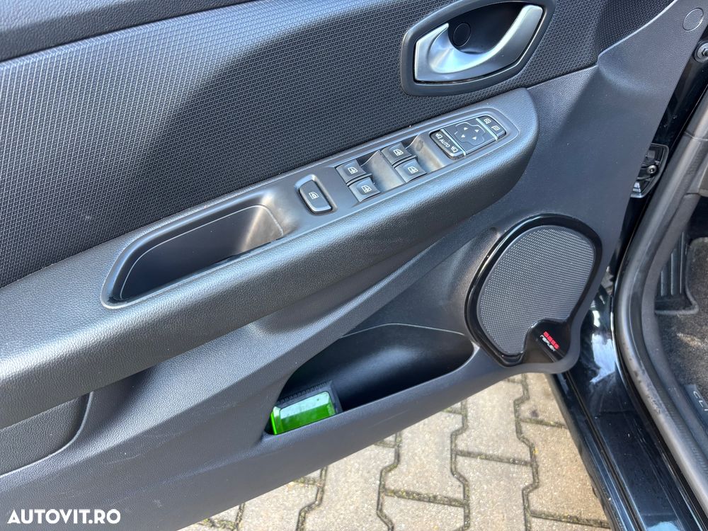 Renault Clio TCe 120 EDC Limited - 17