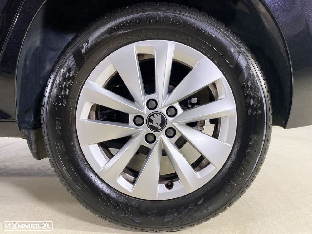 Skoda Kamiq 1.0 TSI Ambition DSG - 22