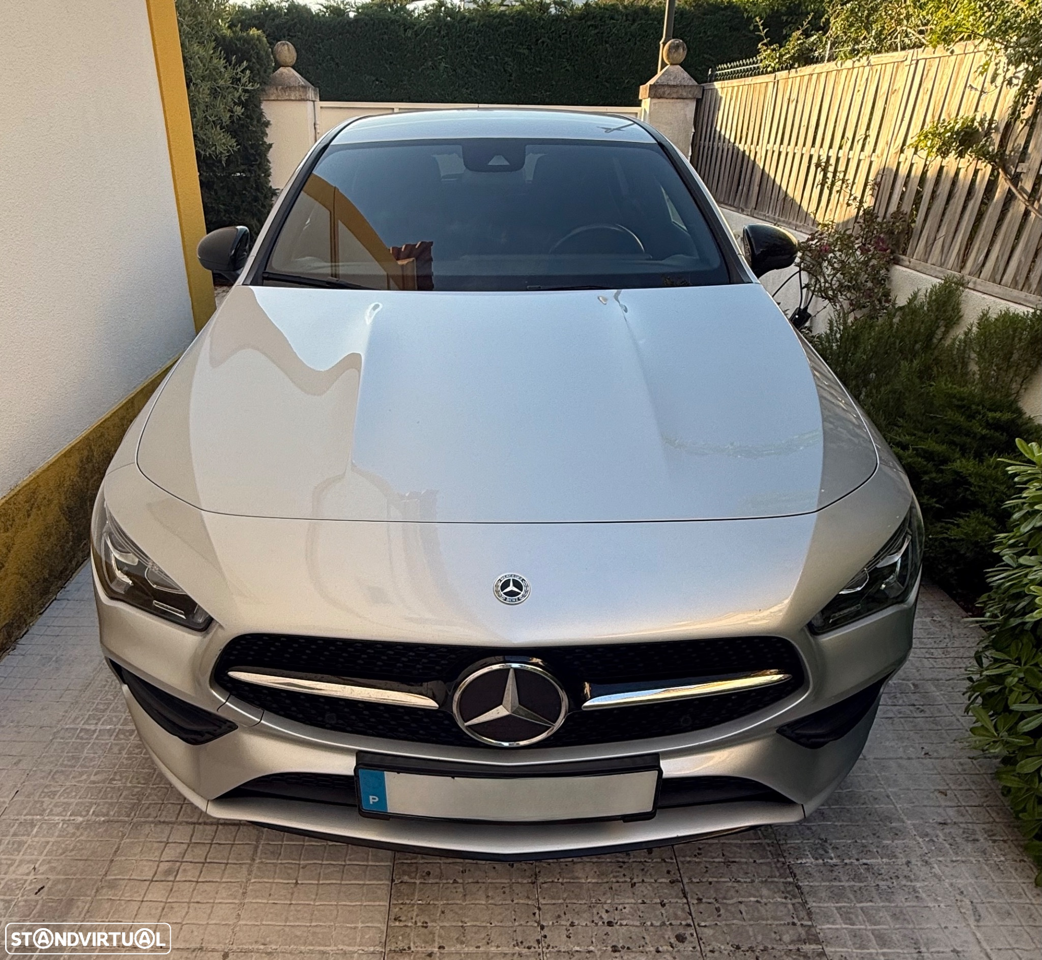 Mercedes-Benz CLA 250 e Shooting Brake AMG Line - 3