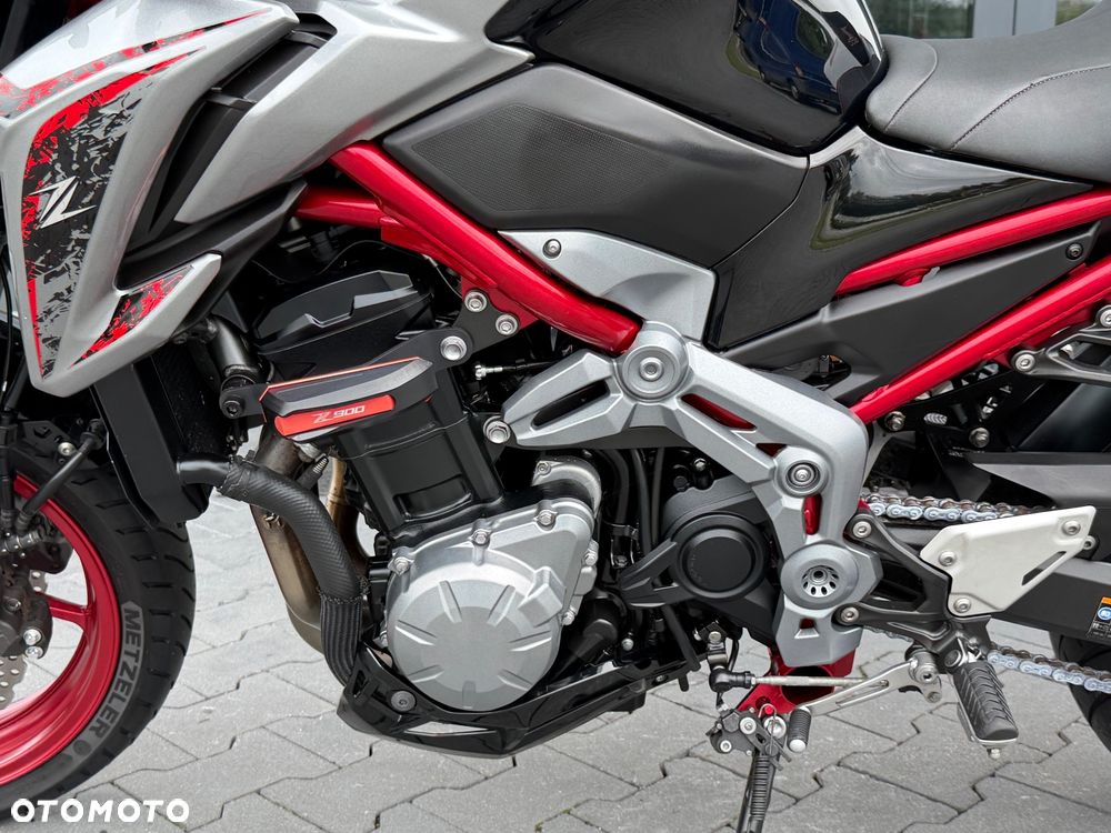 Kawasaki Z 900 - 30