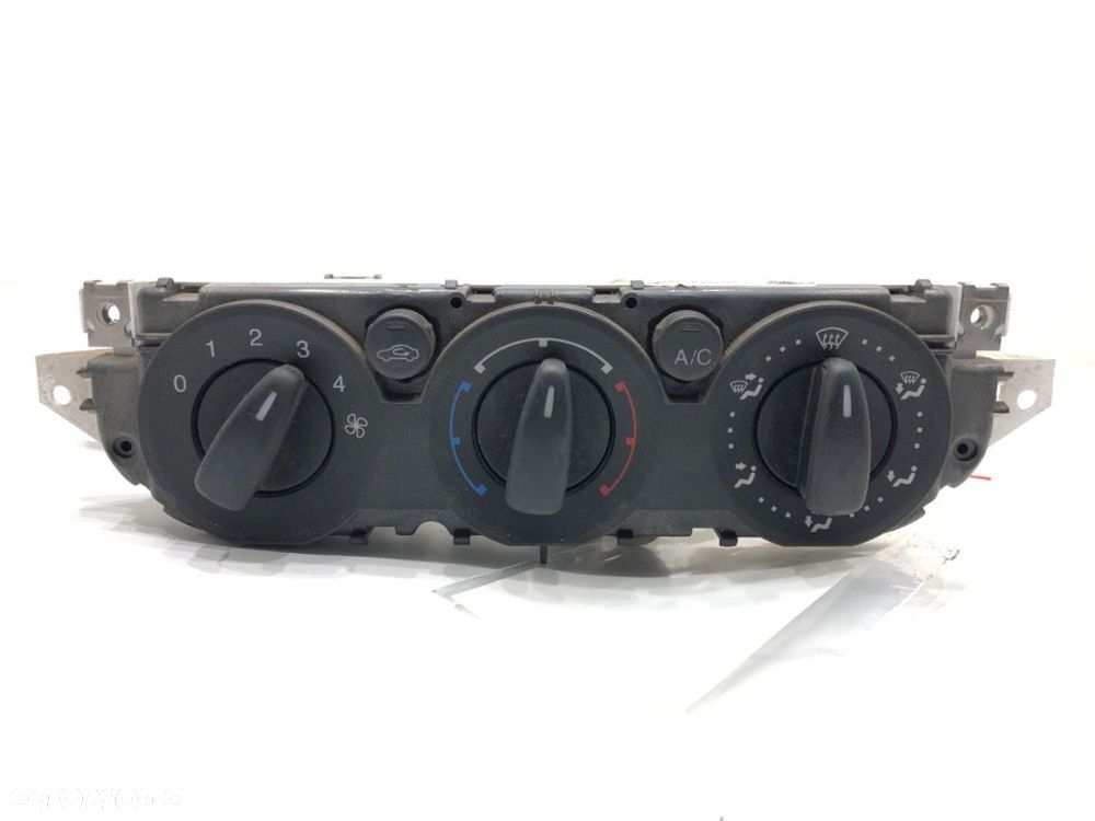 PANEL STEROWANIA NAWIEWU  FORD FOCUS II (DA_, HCP, DP) 2004 - 2013 1.6 74 kW [100 KM] benzyna 2004 - - 1