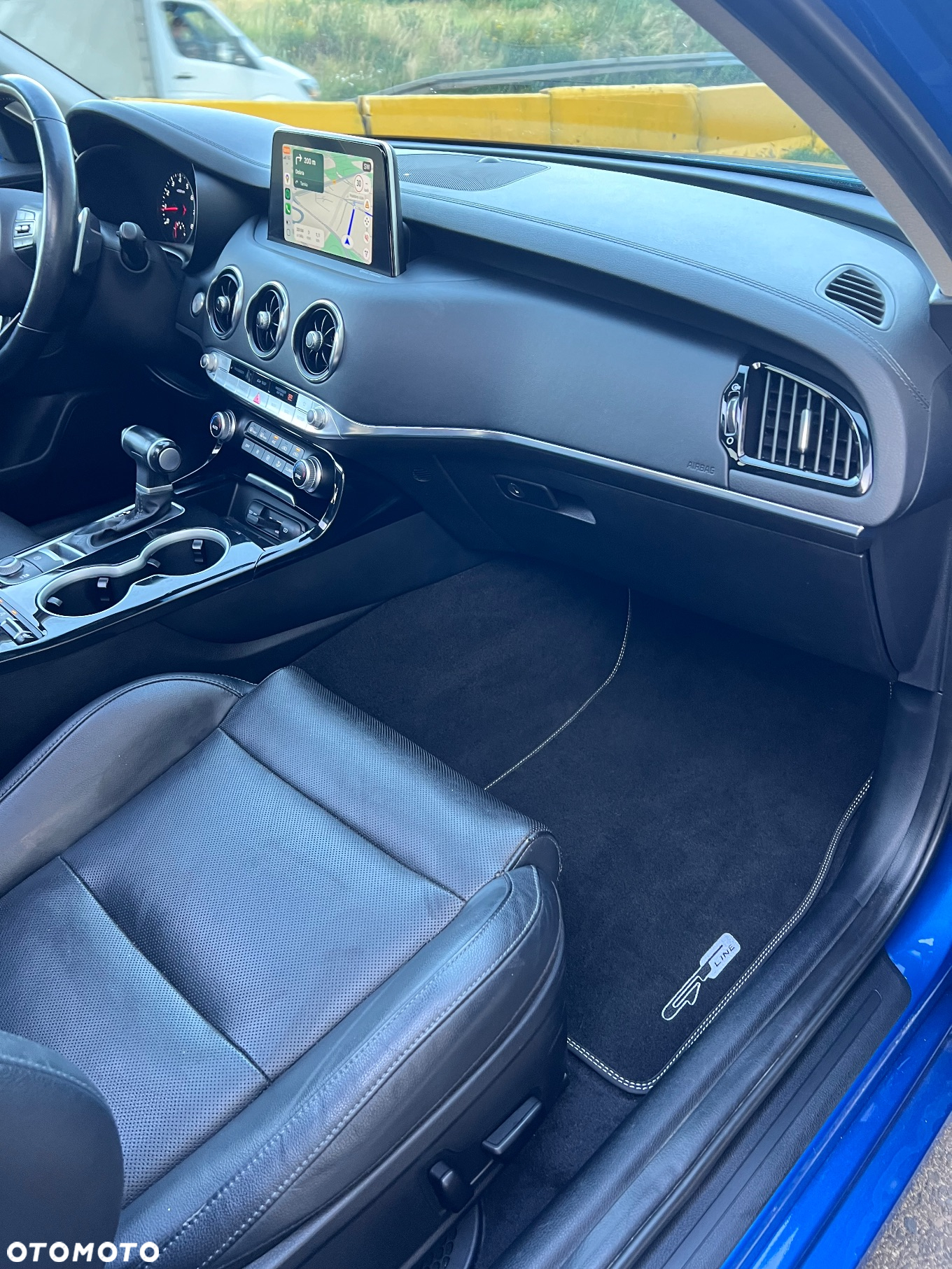 Kia Stinger - 15