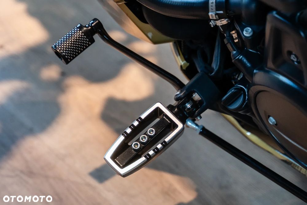 Harley-Davidson Sportster - 10