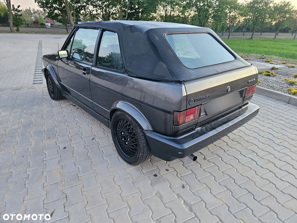 Volkswagen Golf - 2