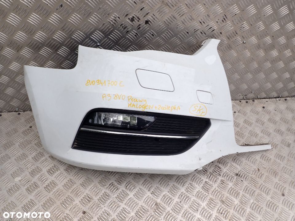 ZDERZAK AUDI A3 8V HALOGEN KRATKA 8V0941700C RADOM - 1