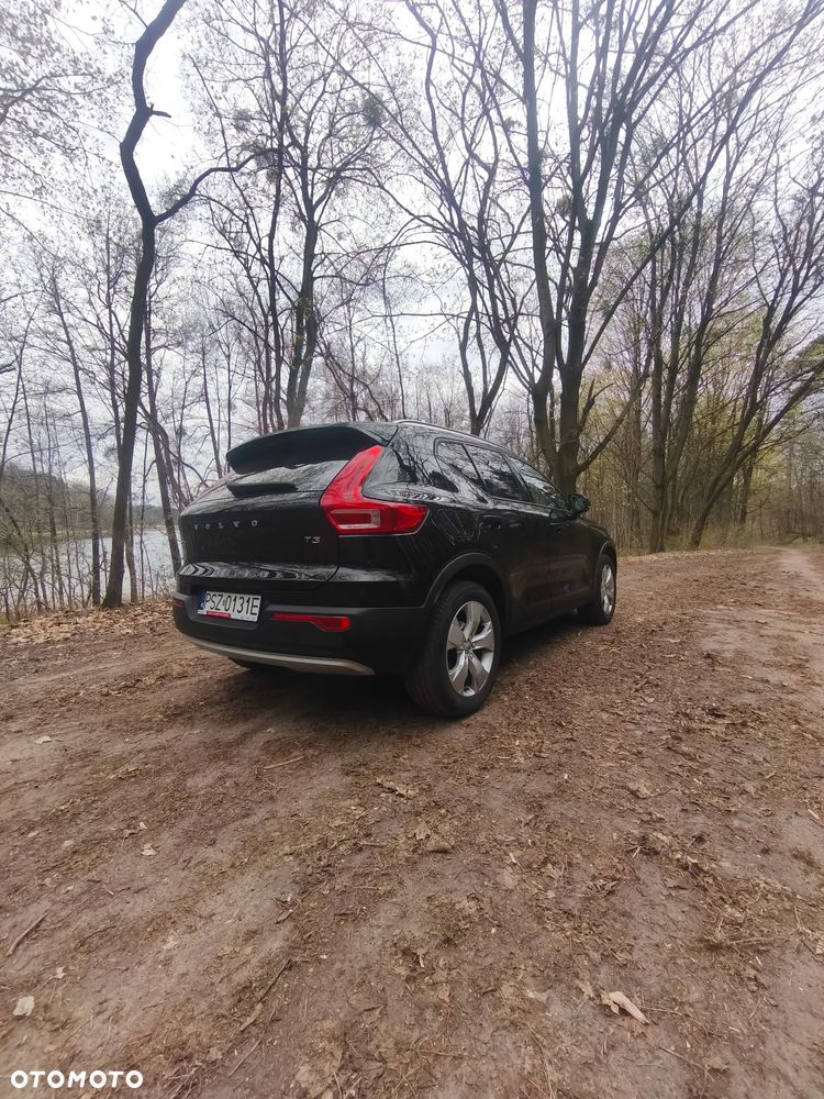 Volvo XC 40 T3 Momentum Pro - 9