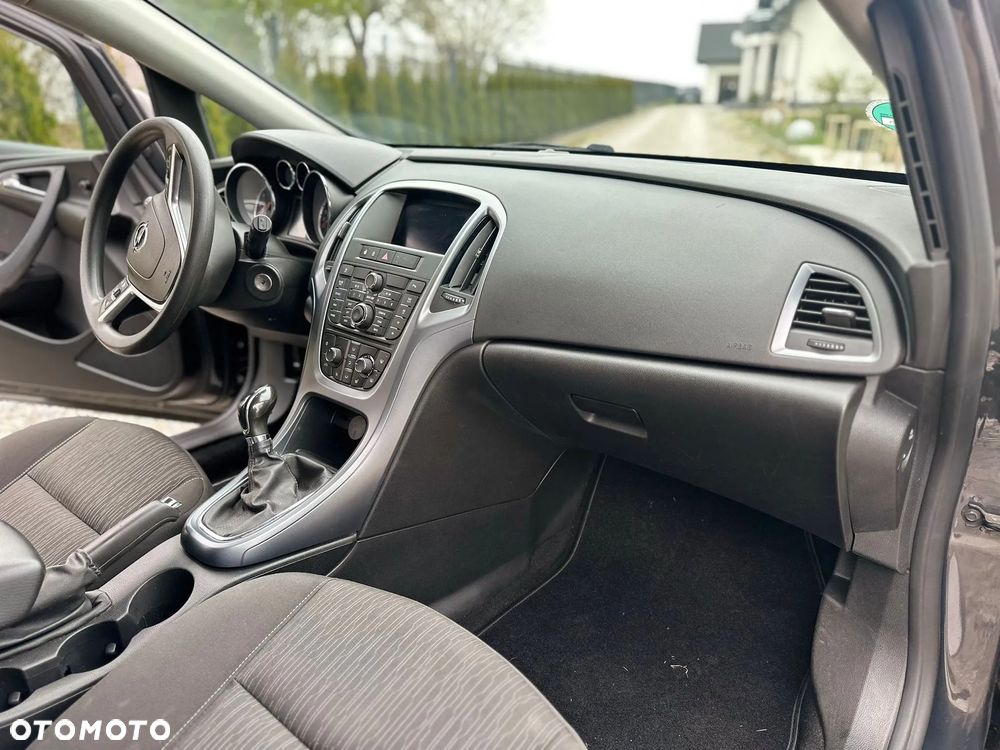 Opel Astra 1.4 Turbo Selection - 23
