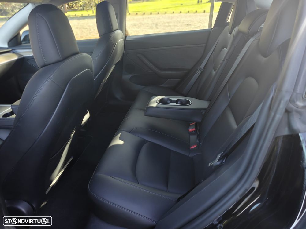 Tesla Model 3 Long Range Tração Traseira - 15