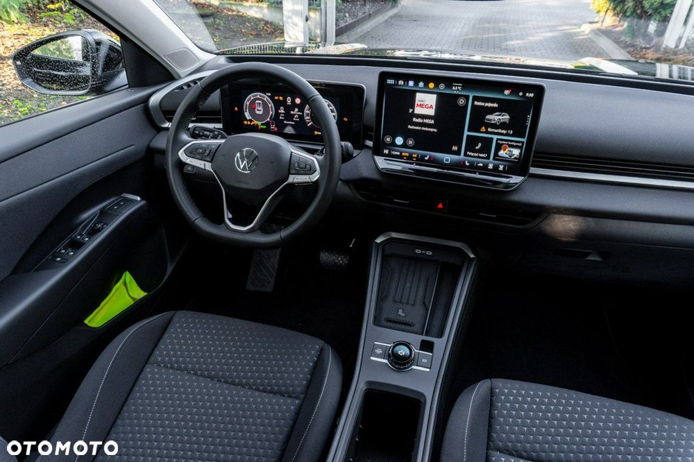 Volkswagen T-Roc - 26