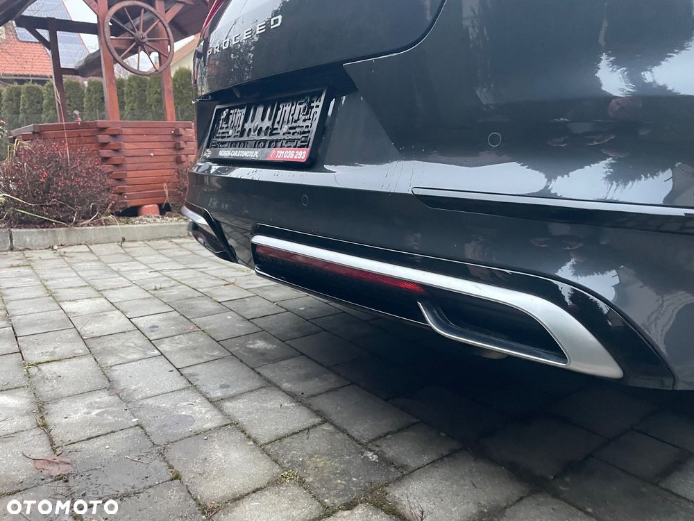 Kia ProCeed 1.5 T-GDI DCT7 OPF GT LINE - 11