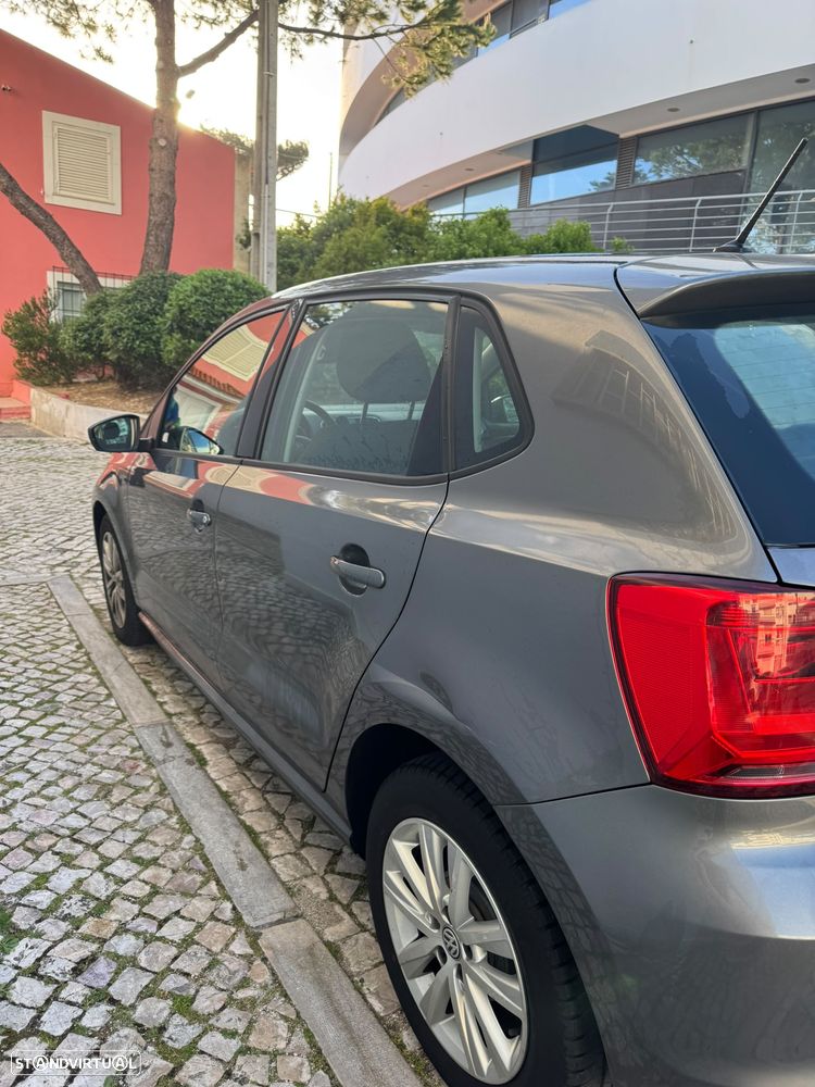 VW Polo 1.0 (Blue Motion ) Comfortline - 8