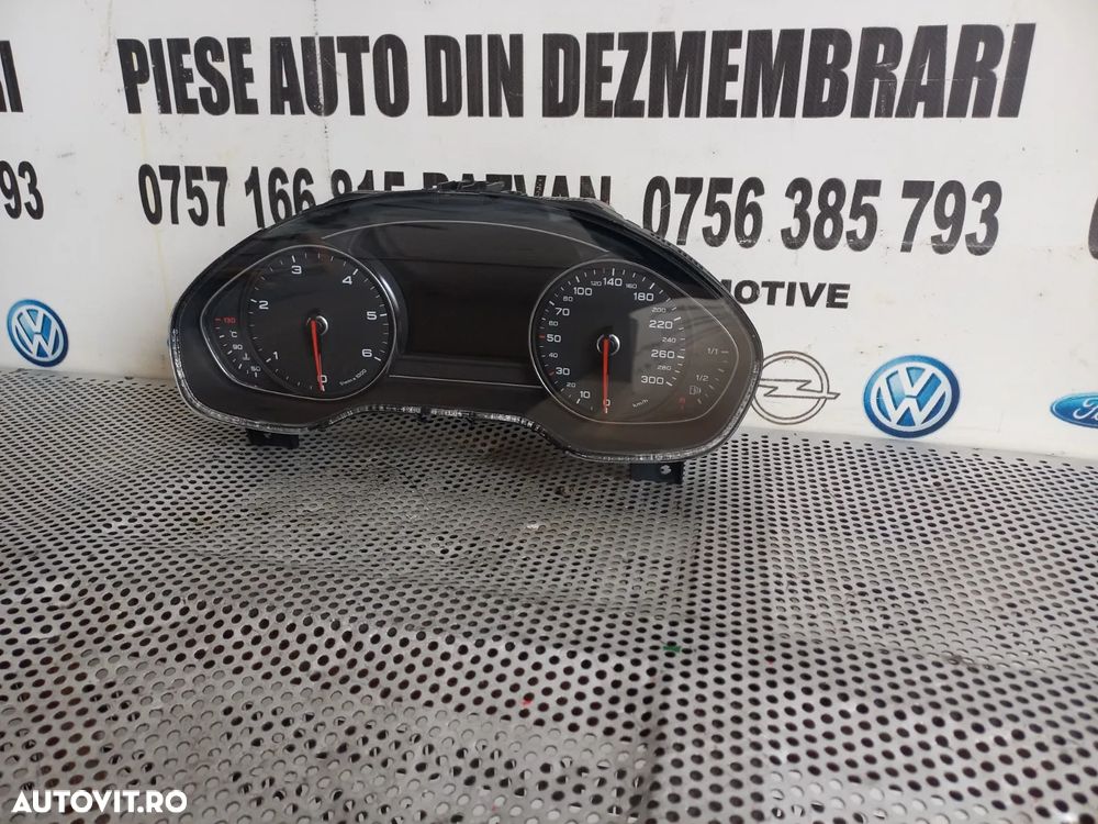 Ceasuri Bord Audi A8 4H D4 An 2010-2011-2012-2013-2014-2015-2016-2017 Volan Stanga Europa Cod 4H0920830D Dezmembrez Audi A8 4H D4 3.0 Tdi Quattro Motor CDT Cutie MXU Volan Stanga - Dezmembrari Arad - 5