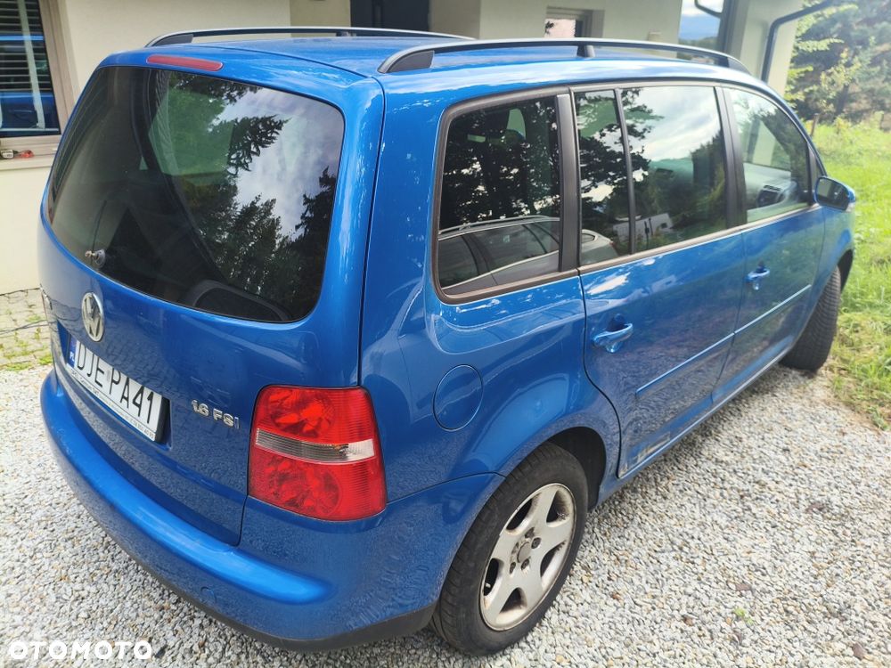 Volkswagen Touran - 2