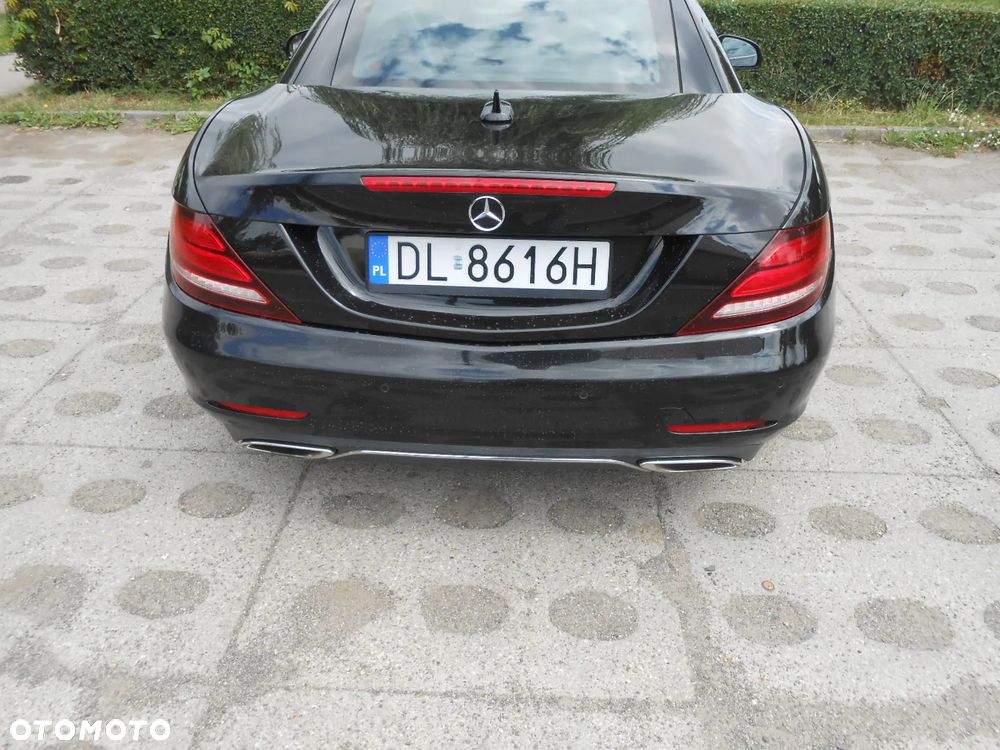 Mercedes-Benz SLC - 13