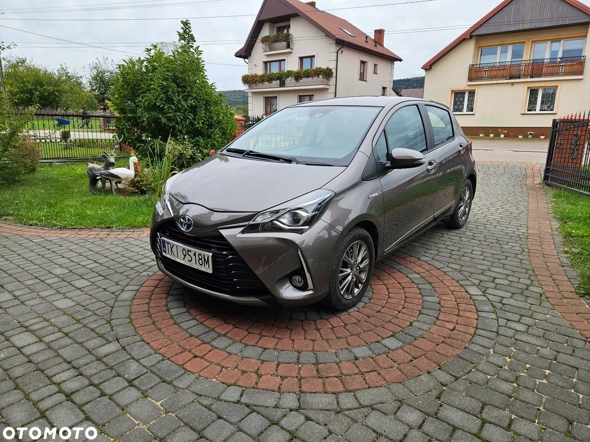 Toyota Yaris Hybrid 1.5 VVT-i Selection - 3