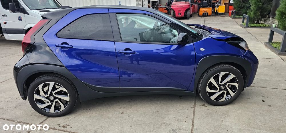 Toyota Aygo X Air Team D - 6