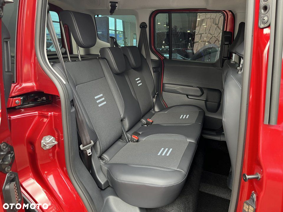 Ford Tourneo Courier - 10