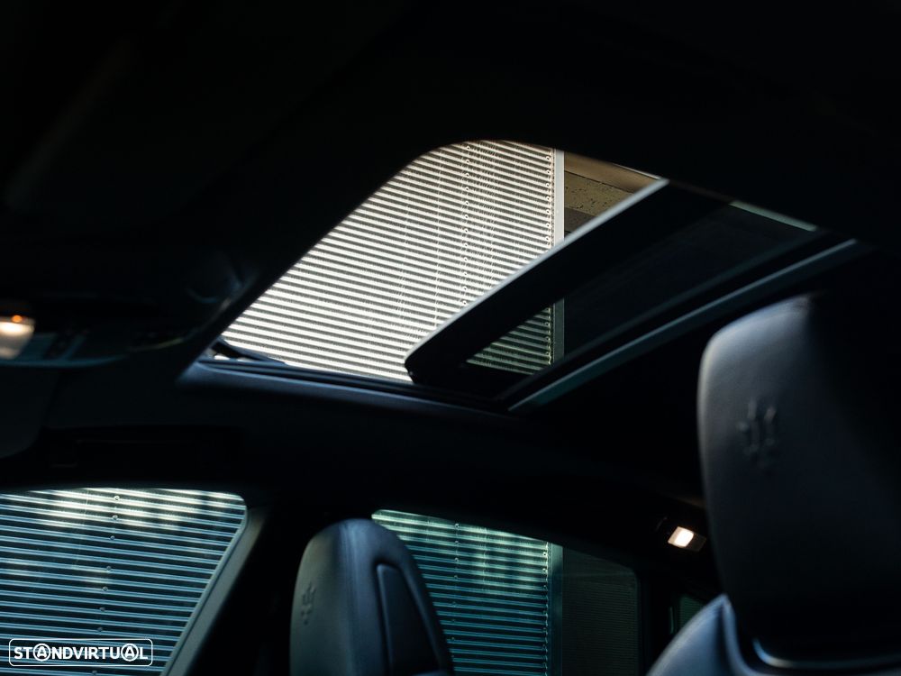 Maserati Levante 3.0 V6 - 32