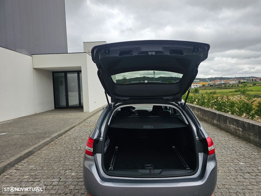 Peugeot 308 SW 1.6 e-HDi Allure J17 - 21