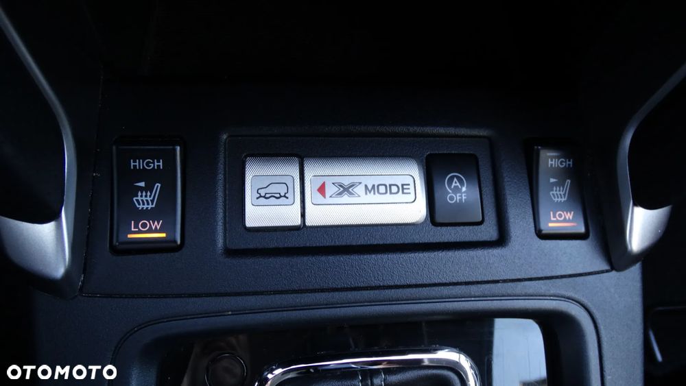 Subaru Forester 2.0 i Exclusive Lineartronic - 32