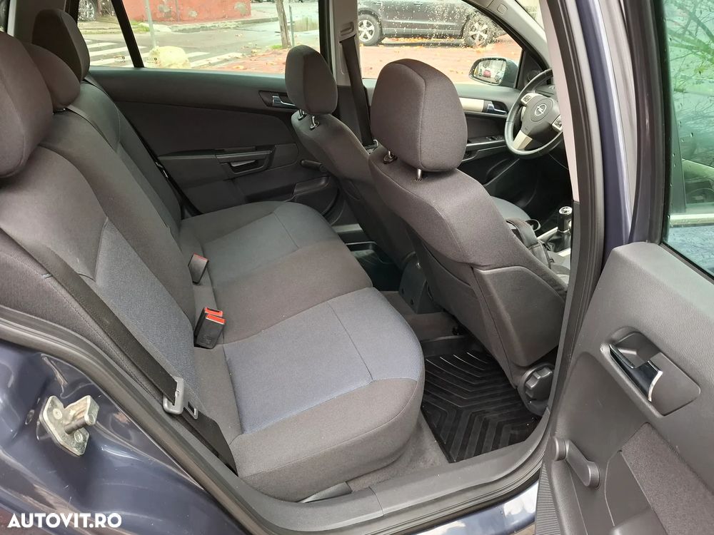 Opel Astra - 9