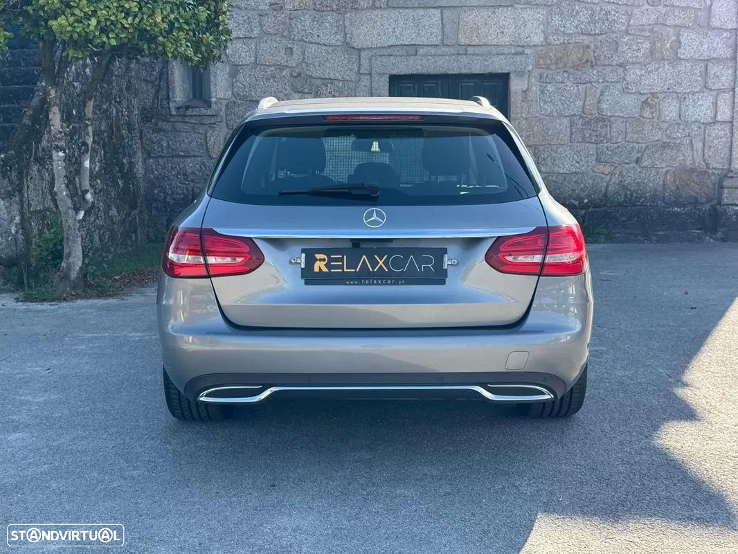 Mercedes-Benz C 220 - 10