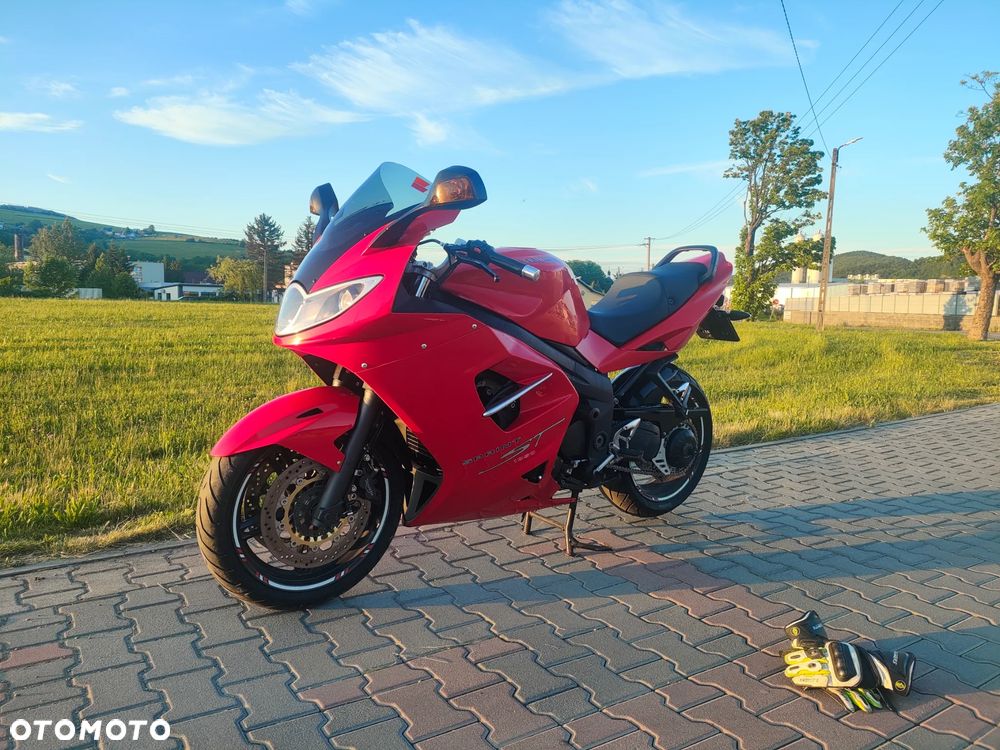 Triumph Sprint - 1