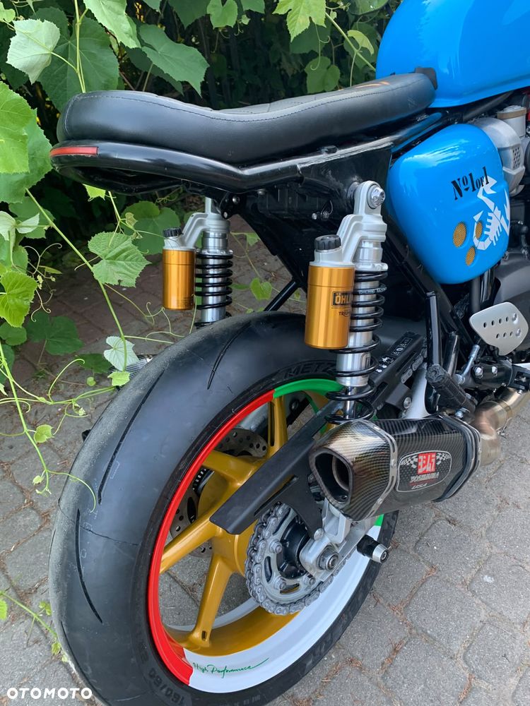 Triumph Thruxton - 2