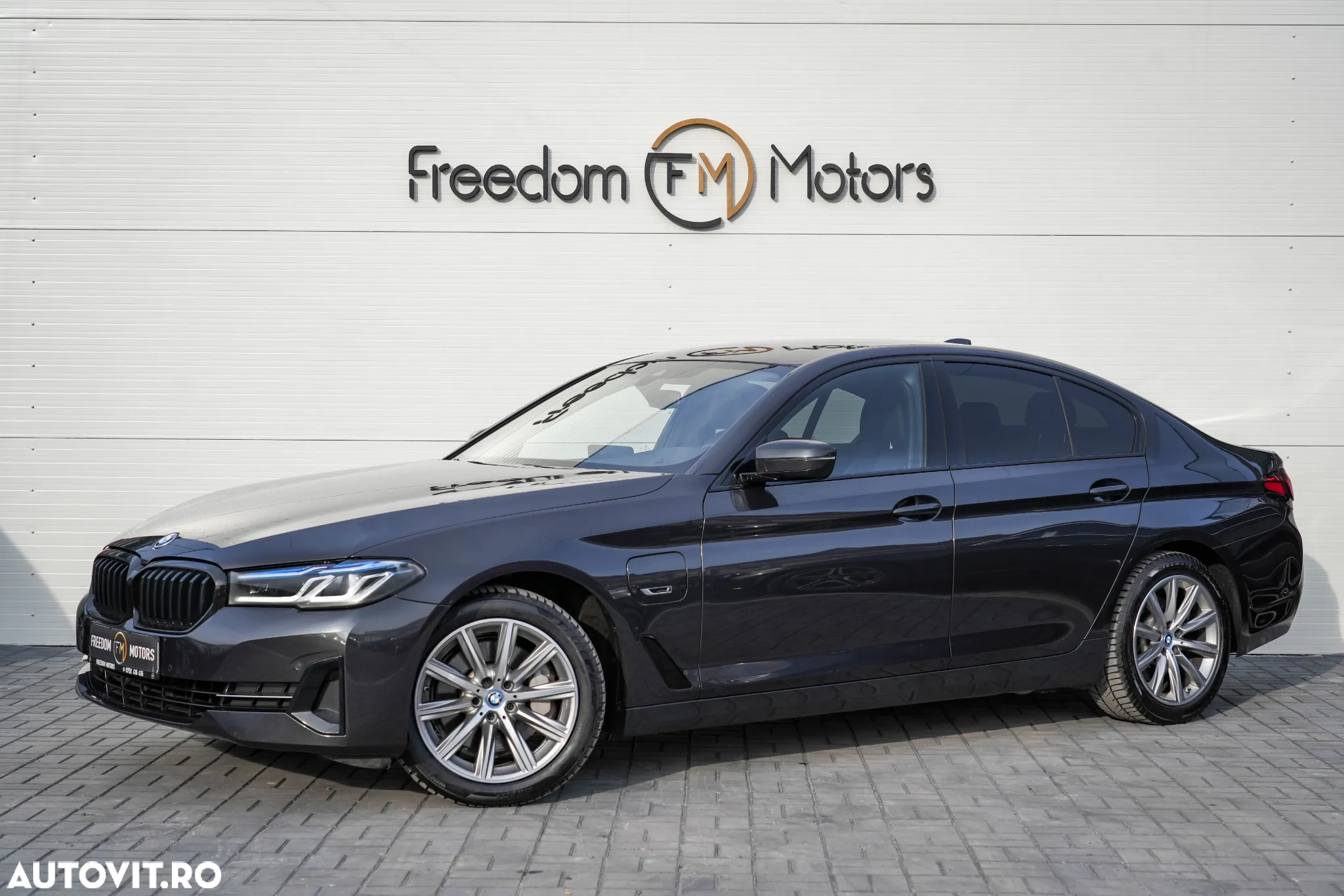 BMW Seria 5 530e iPerformance Aut. Luxury Line - 6