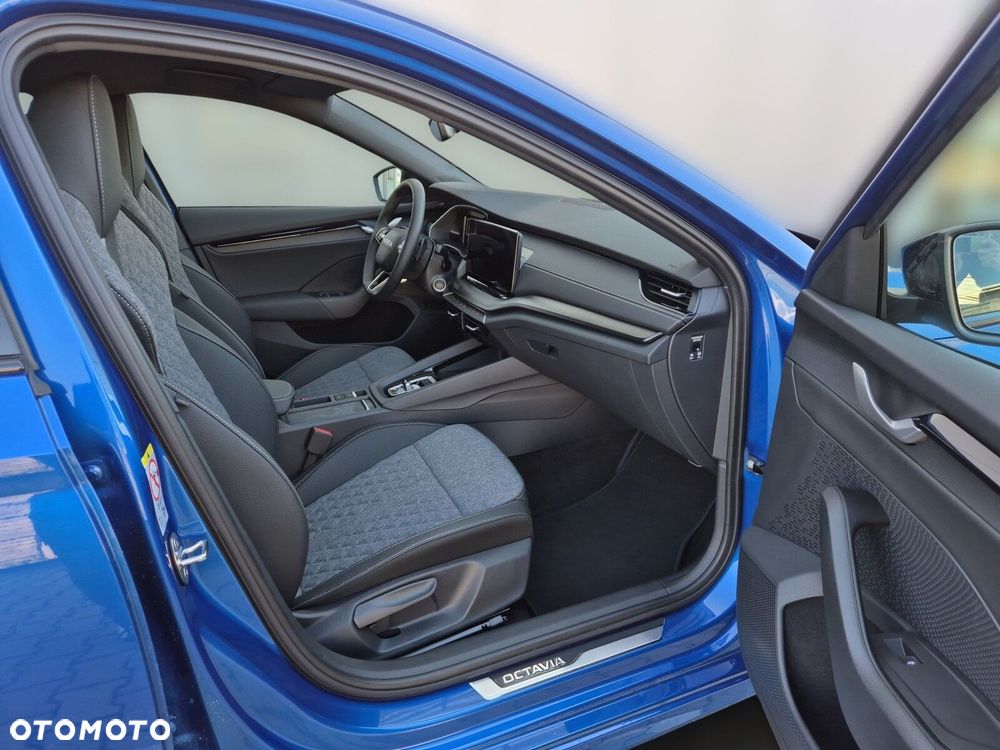 Skoda Octavia 1.5 TSI mHEV Sportline DSG - 17