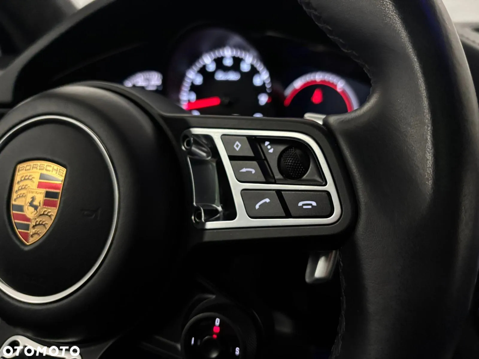 Porsche Cayenne Turbo - 16
