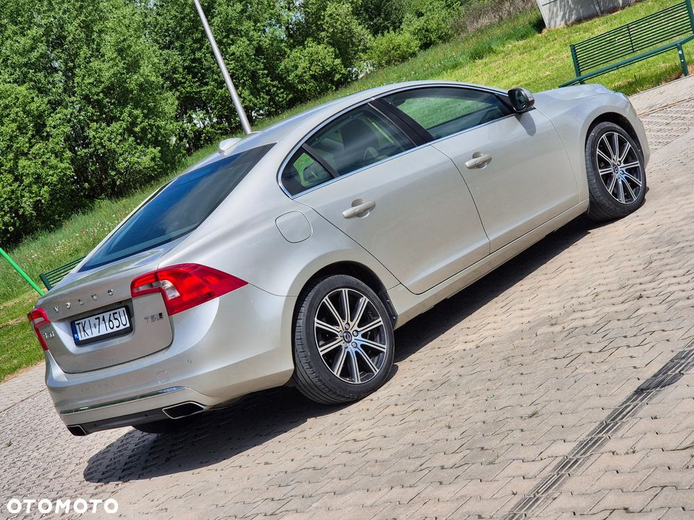 Volvo S60 T5 Geartronic Summum - 4
