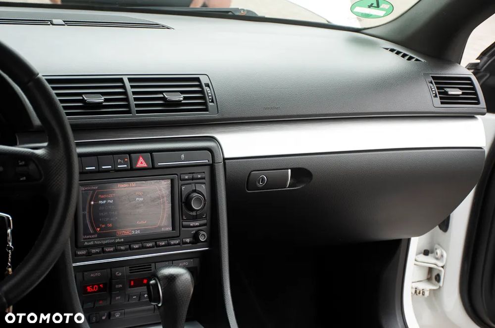 Audi A4 Avant 1.8 T multitronic - 25