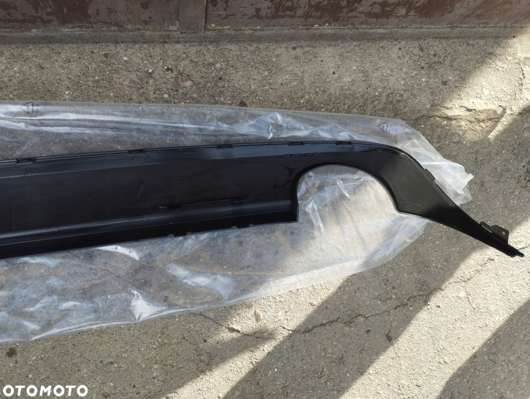 Dyfuzor Spoiler dokładka Mercedes W212 SEDAN A2128855325 - 5