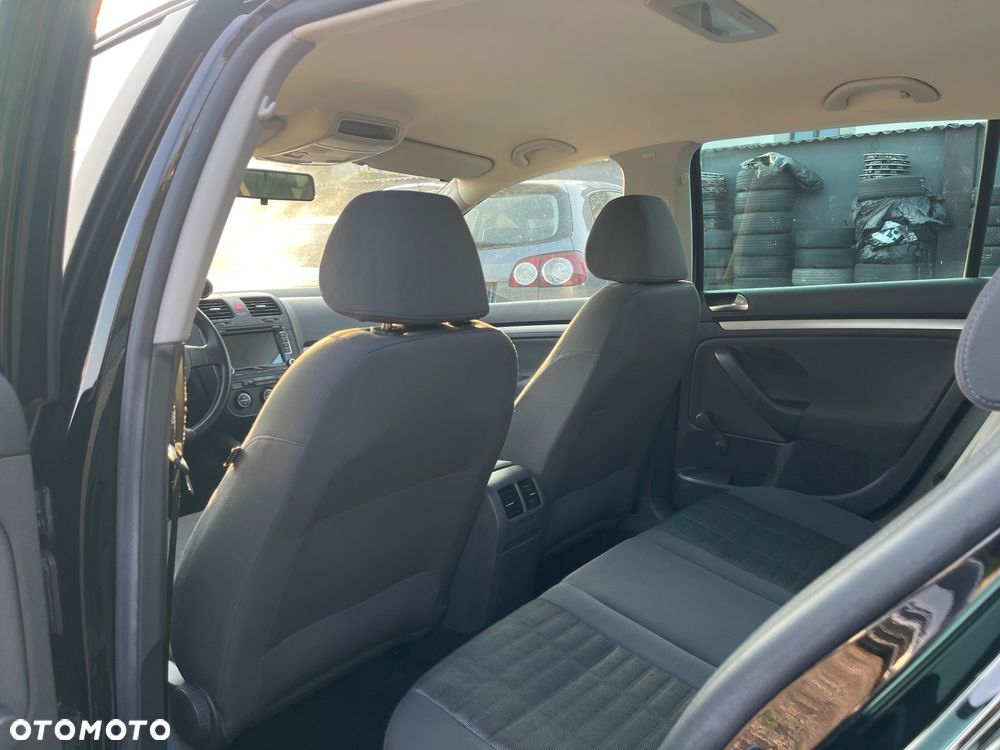 Volkswagen Golf 1.6 Tour - 24