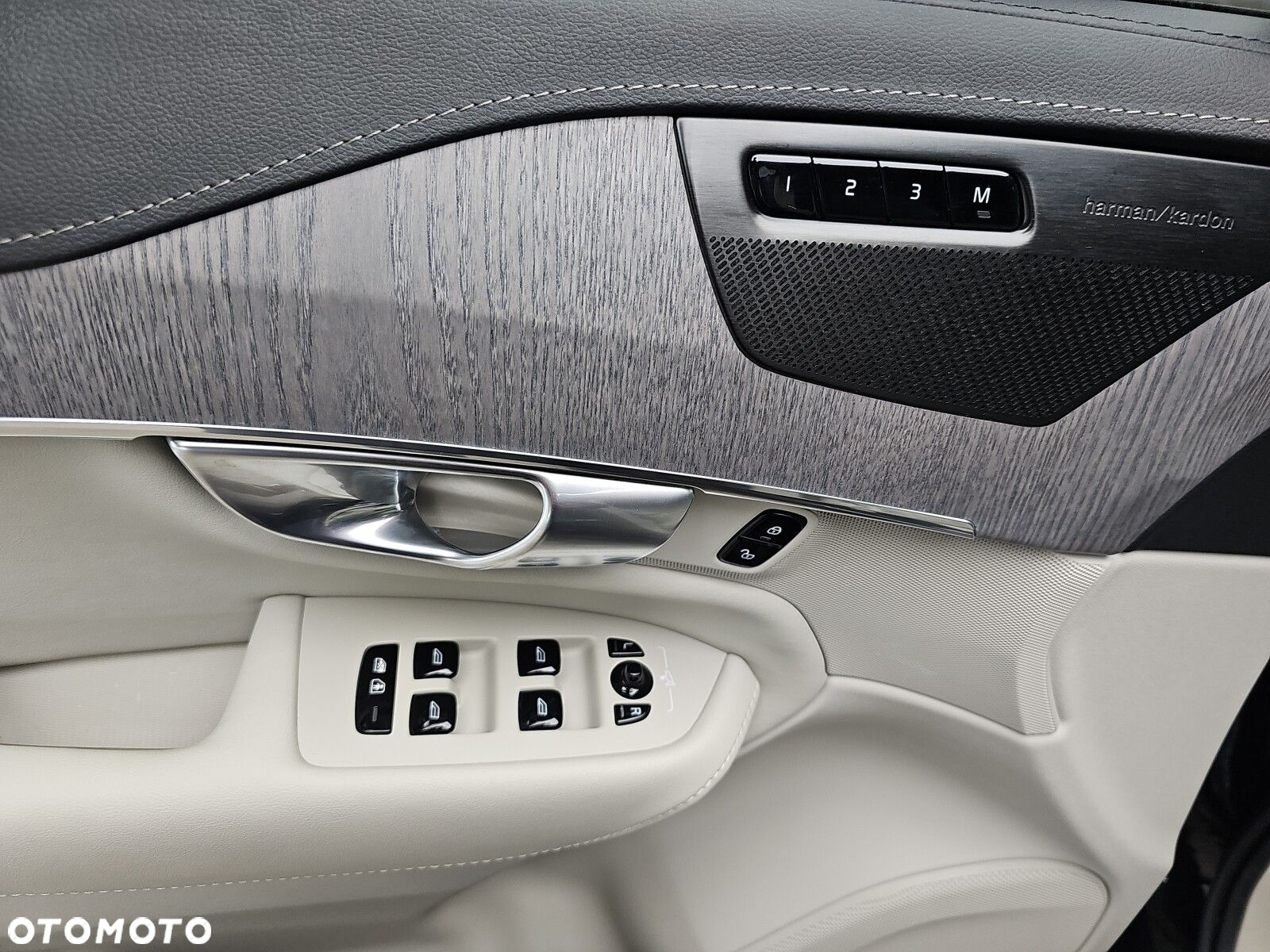 Volvo XC 90 B5 D AWD Ultimate Bright 7os - 20