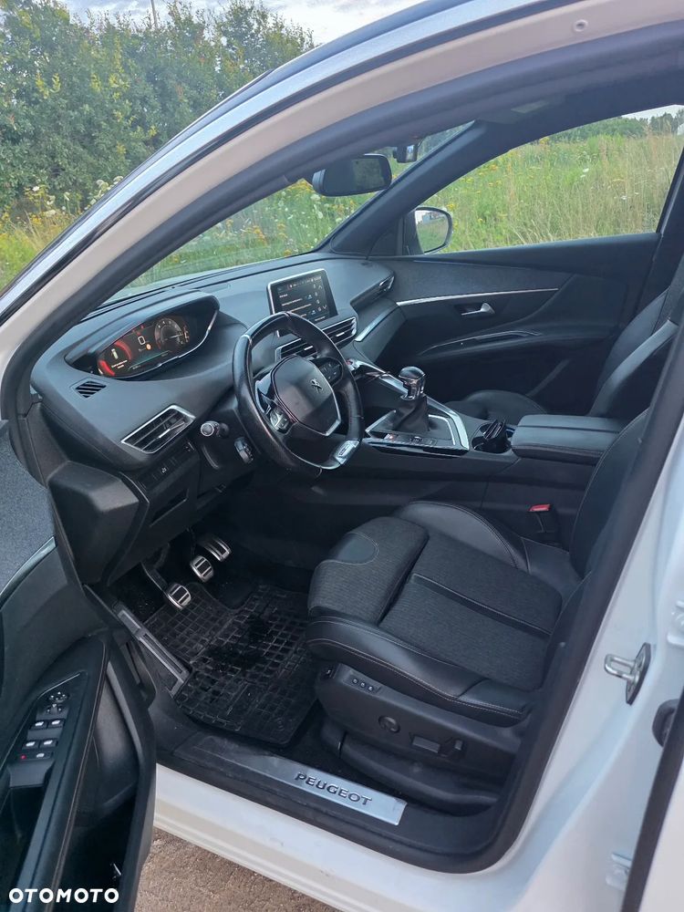 Peugeot 3008 - 14