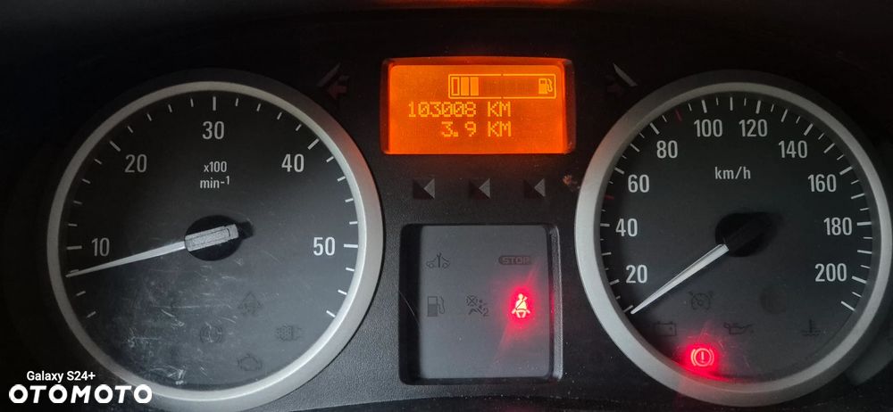 Opel Vivaro - 2