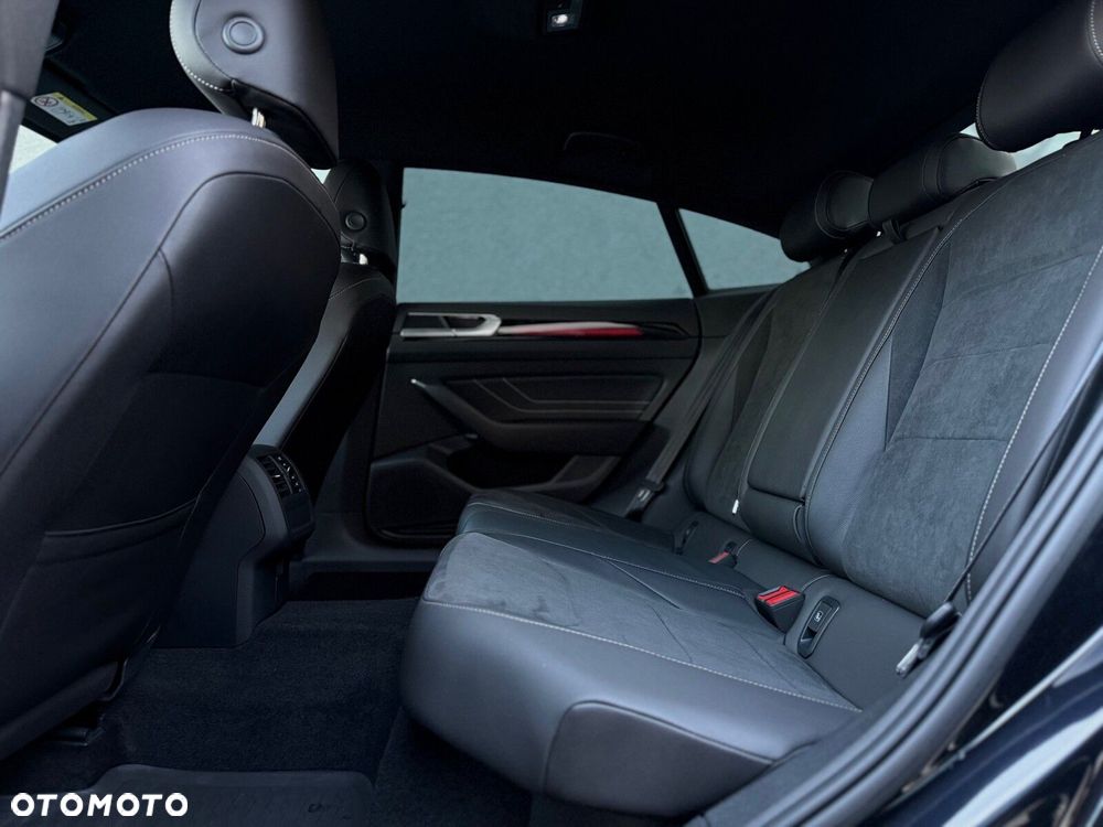 Volkswagen Arteon 2.0 TSI R-Line DSG - 11