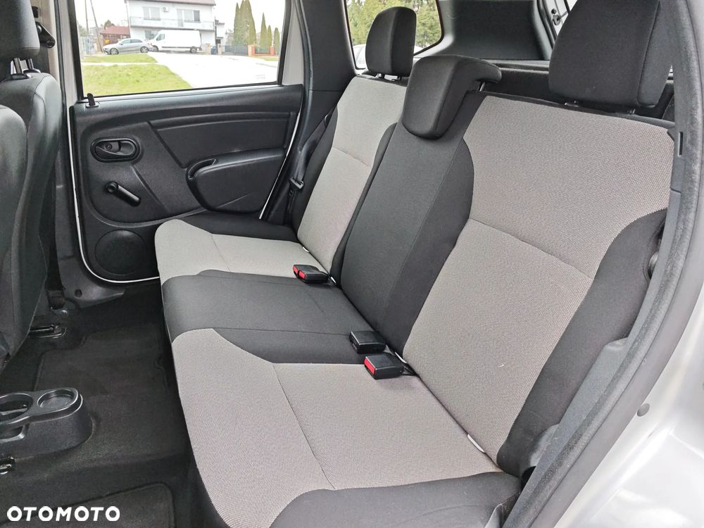 Dacia Duster 1.6 16V 105 4x2 Prestige - 21