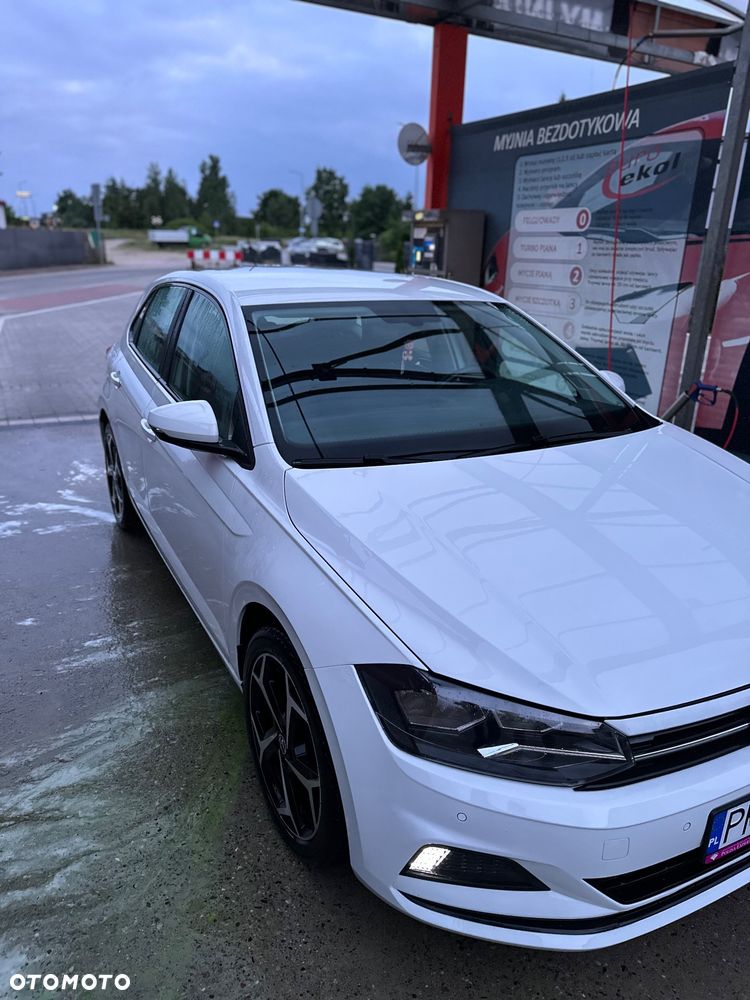 Volkswagen Polo 1.0 TSI Comfortline DSG - 2