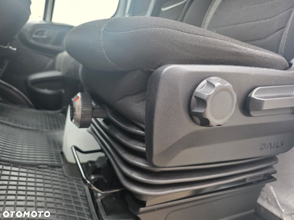 Iveco 35C16 Kontener z Winda 8ep Silnik 3L Bliźniaki 50C18 50C16 - 15