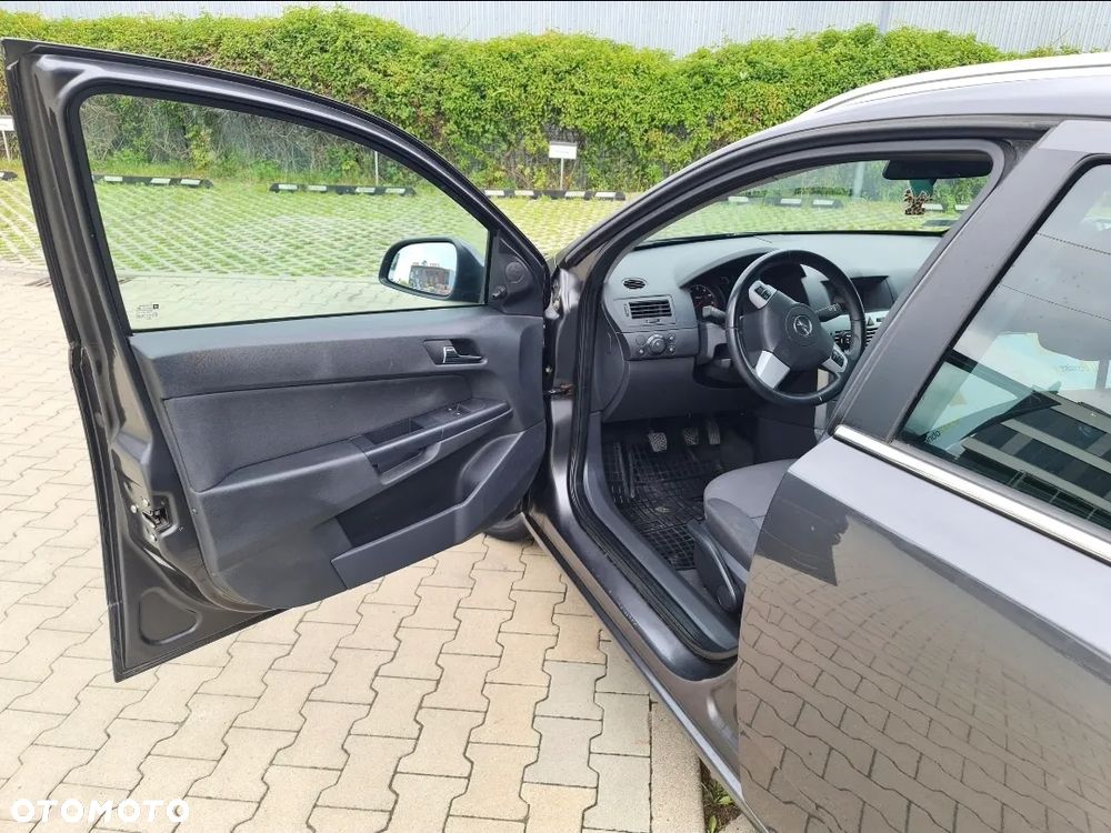 Opel Astra 1.6 Edition - 11