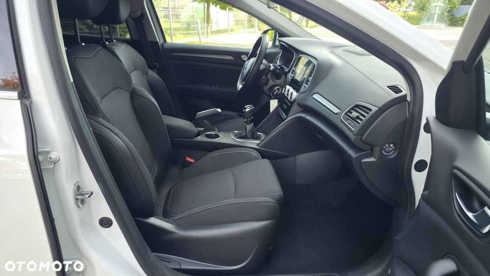 Renault Megane 1.5 Blue dCi GT Line - 21