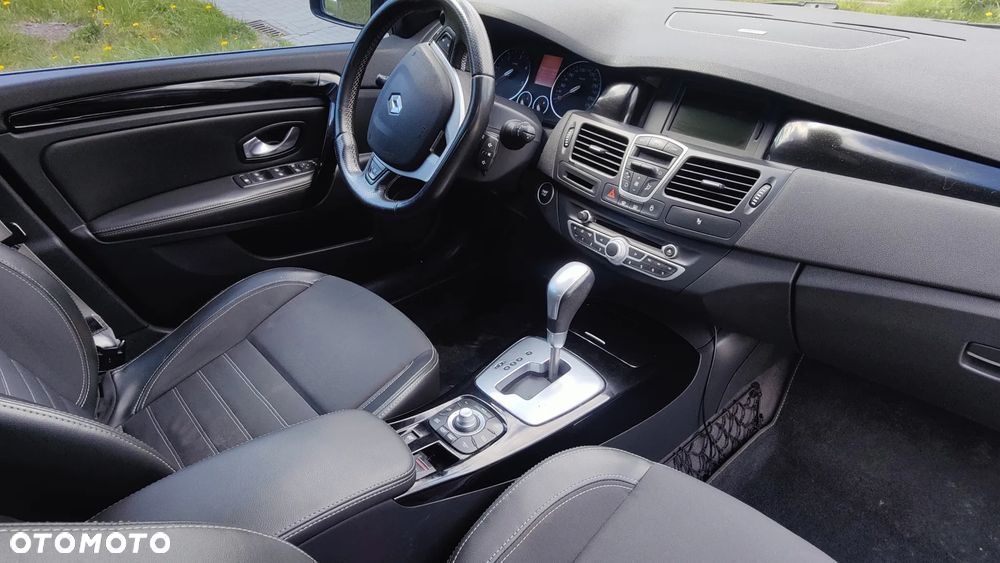 Renault Laguna dCi 175 FAP Bose Edition - 21