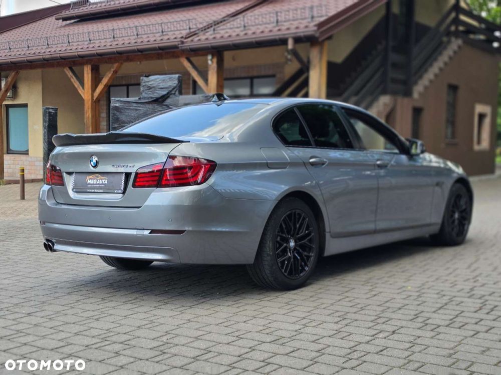 BMW Seria 5 - 10
